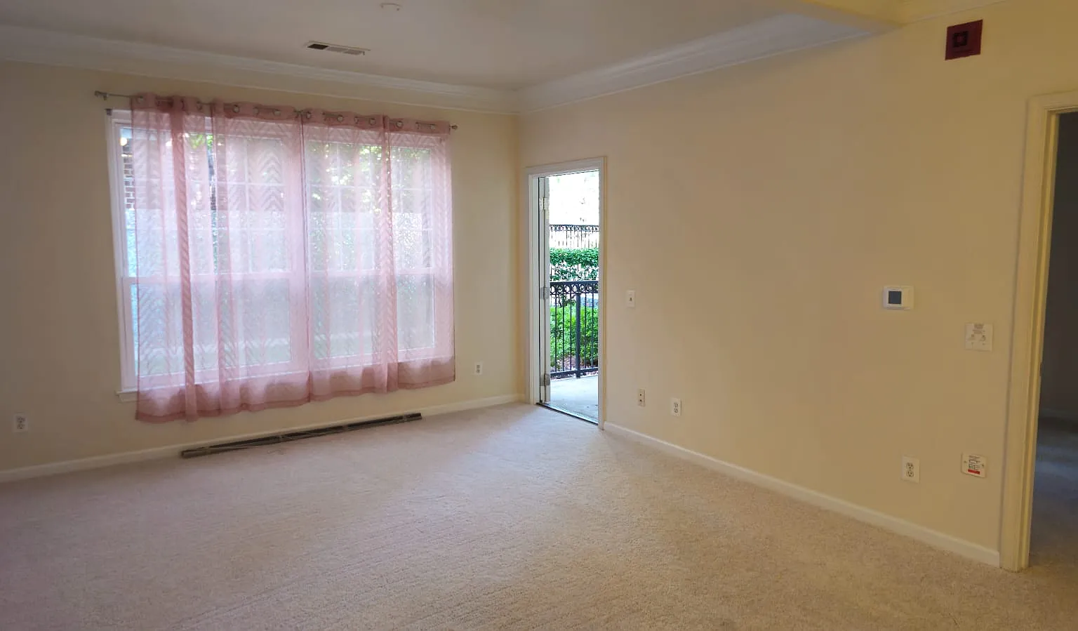 1 bed, 630 sqft, $1,900 — Photo 1