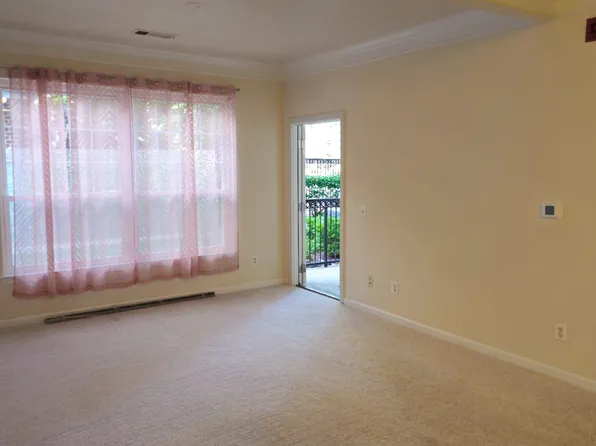 1600 Spring Gate Dr Unit 2114, Mc Lean, VA 22102