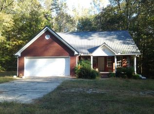 868 Runts Private Dr, Jefferson, GA 30549