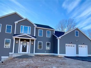 3 Balsam Pl, Cheshire, CT 06410