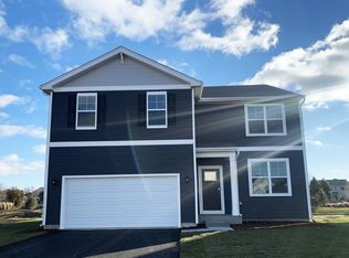 9941 Humbolt St, Huntley, IL 60142