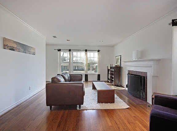 2nd image of 6915 Southridge Dr