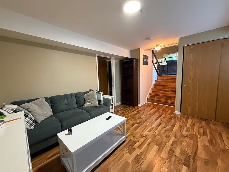 301 Cherrywood Ct — Photo 11