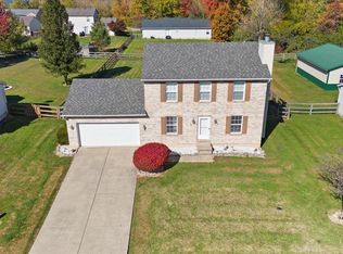 6027 Sean Cir, Blanchester, OH 45107