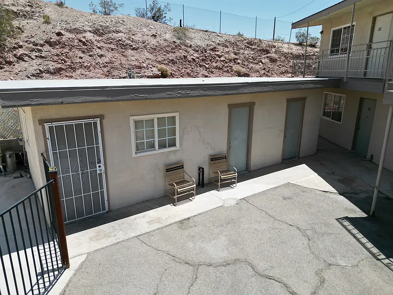 213 N 3rd St #13 — Photo 9