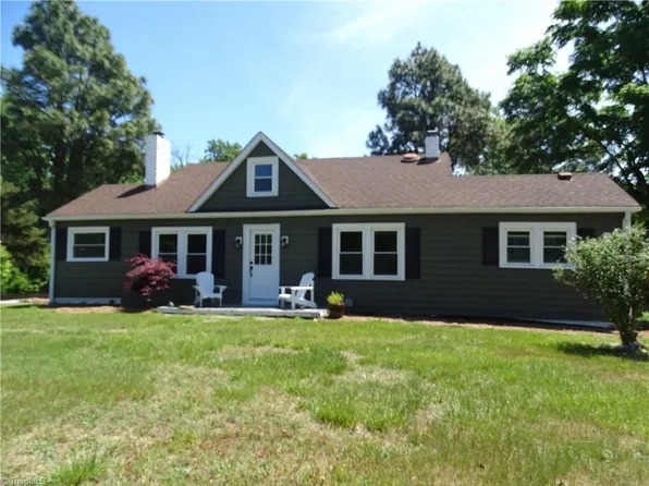 156 Payne Rd, Thomasville, NC 27360
