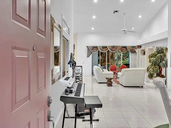3rd image of 8808 Shoal Creek Lane