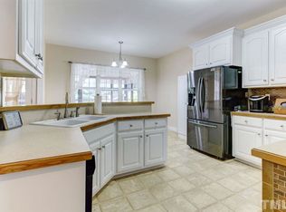 413 Winfred Dr, Raleigh, NC 27603