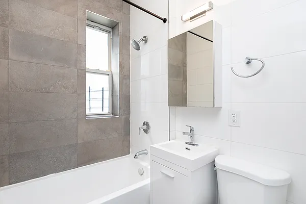 Rented by Platinum Properties | media 4