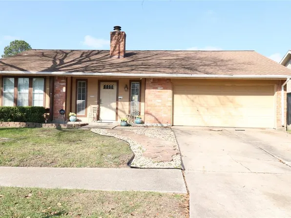 7302 Seton Lake Dr, Houston, TX 77086