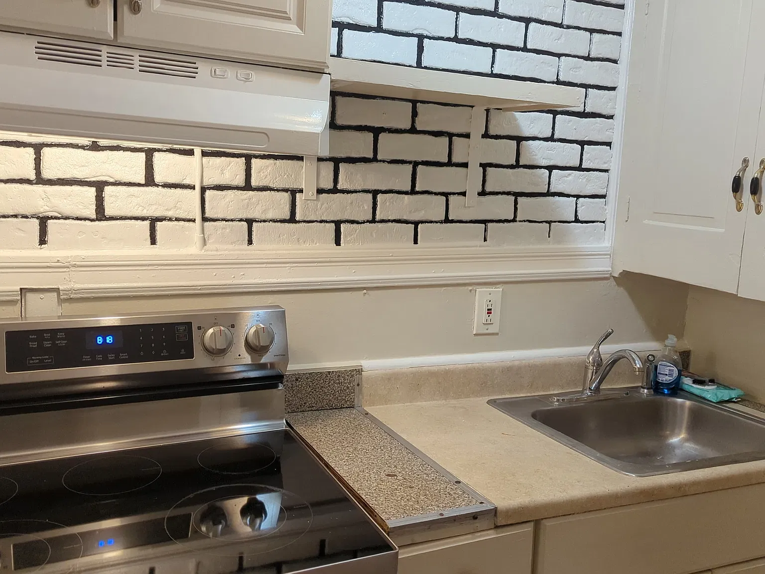 938 Pratt St — Photo 2