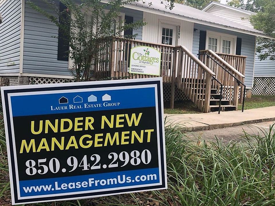 1st image of 2205 Magnolia Cir