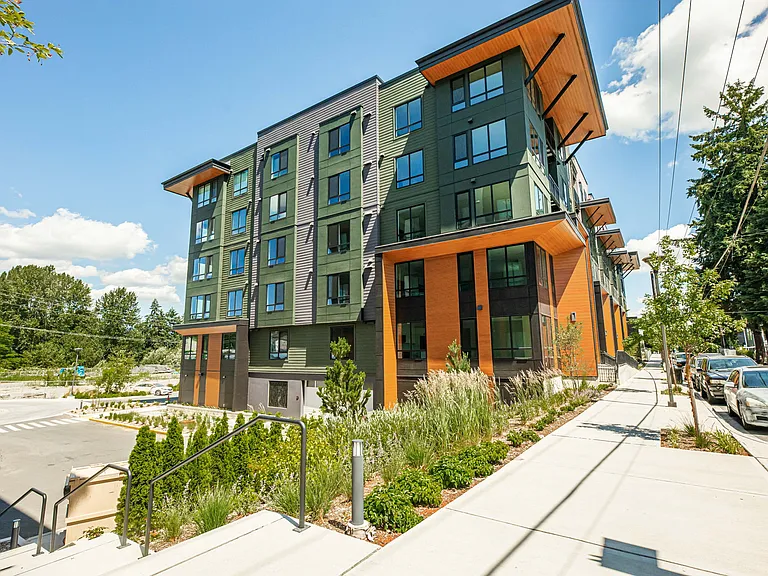 6949 NE 184th Lane #109 Kenmore, WA. 98028