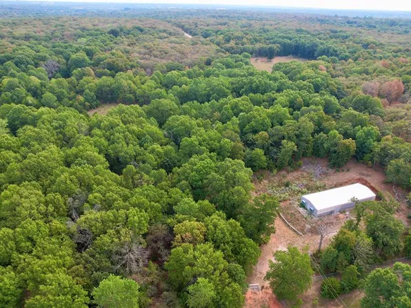 7675 Peaceful Oaks Ln, Macomb, OK 74852