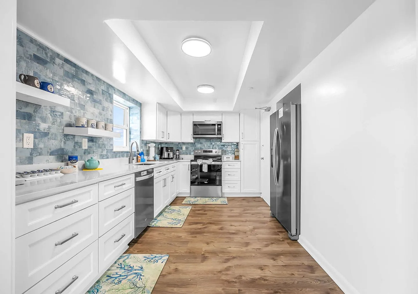 1 bed, 1.0 bath, $4,026 — Photo 4