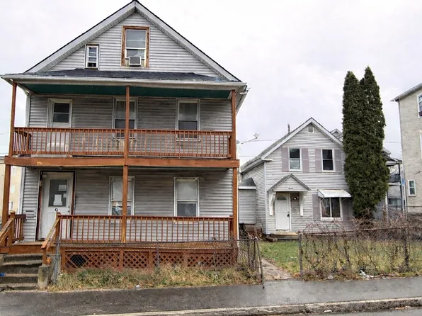 9-11 Barclay St, Worcester, MA 01604