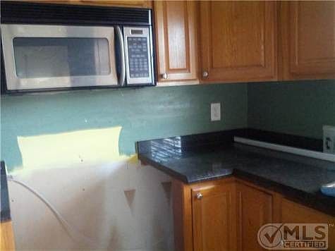 3rd image of 4708 Greentree Cir APT B