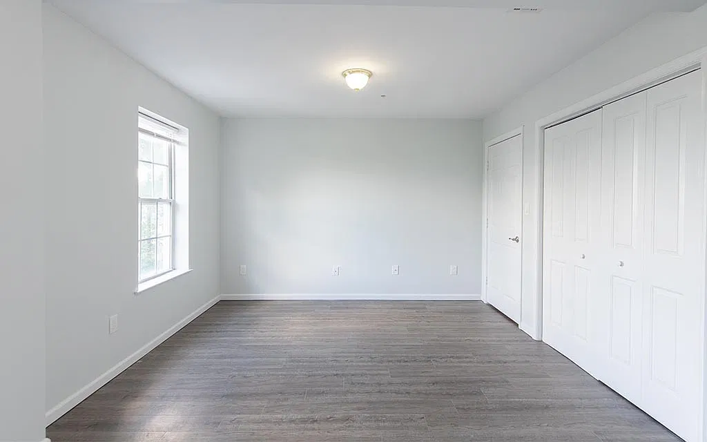 394 S Harrison Street — Photo 2