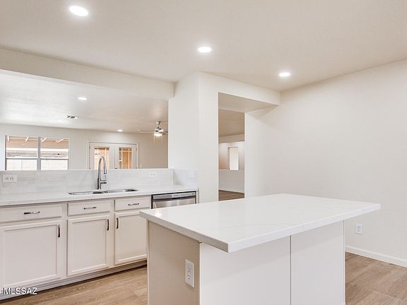 5th image of 3610 S Desert Echo Rd