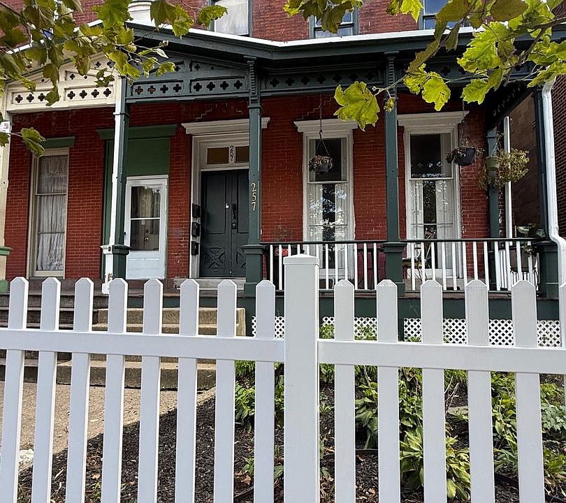 1st image of 257 Hamilton Ave