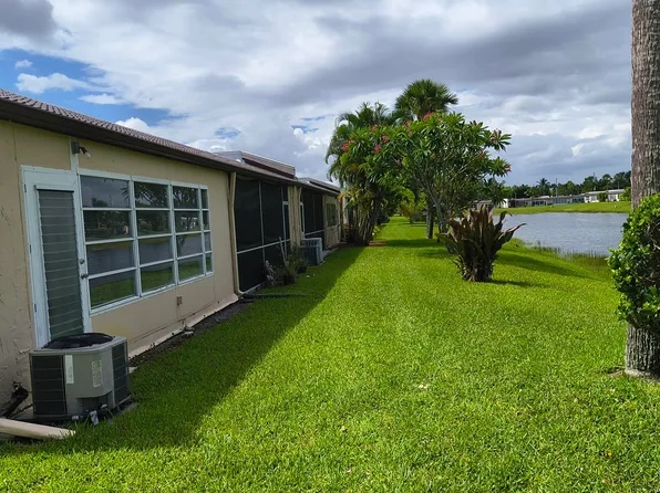 173 Lake Meryl Drive, West Palm Beach, FL 33411