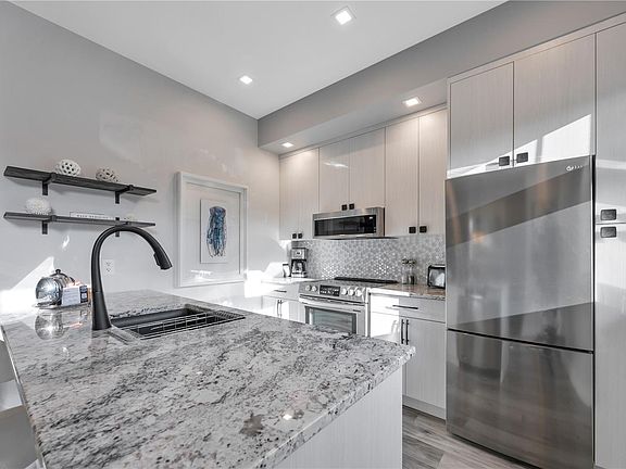 3rd image of 1175 Resort Dr #6