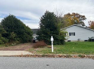 1726 Briarwood Dr, Somerdale, NJ 08083