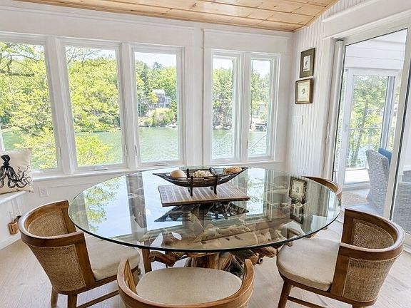 3rd image of 6 Upper Rich Cove Rd