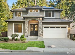 684 235th Ave NE, Sammamish, WA