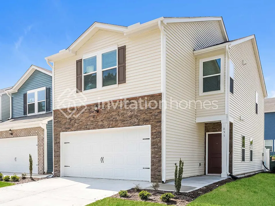 855 Hilton Park Loop