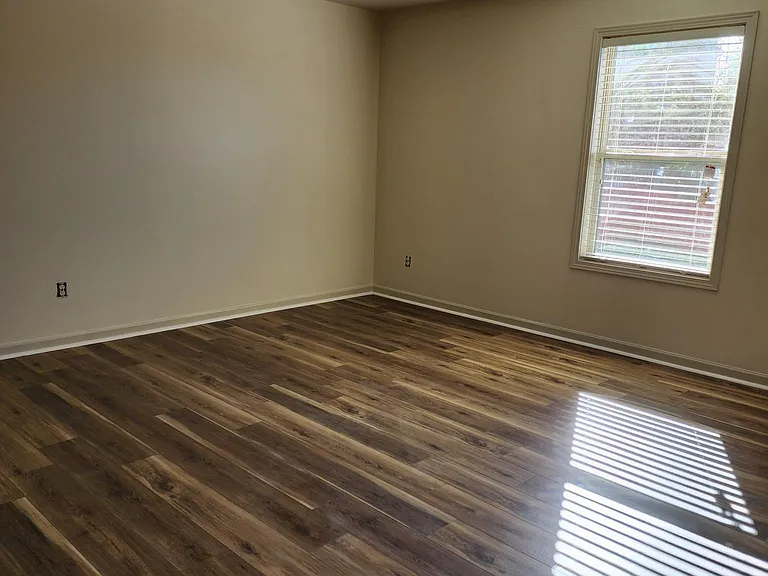 2507 Ridgewood Dr — Photo 12