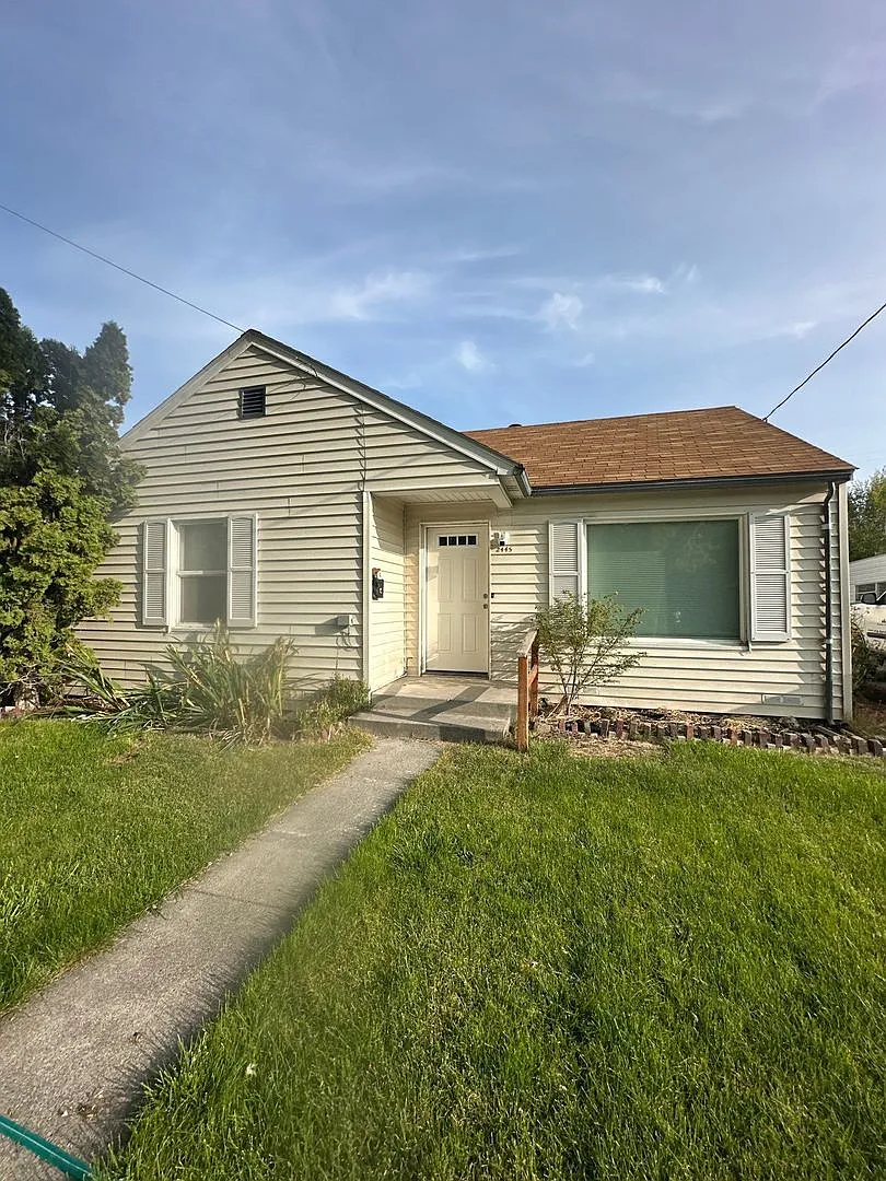 2445 White Ave — Photo 1