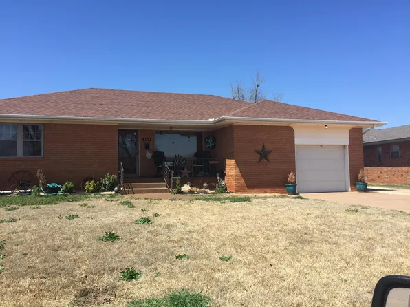 503 N 2nd St, Okarche, OK 73762