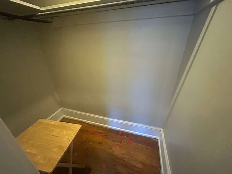 2254 Bryn Mawr Ave — Photo 11