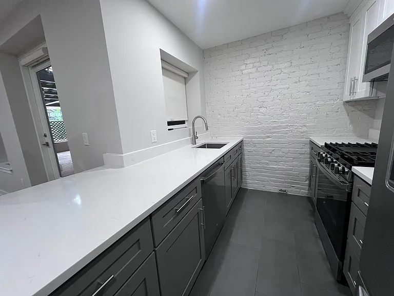 6-12 Blackwood Street — Photo 29