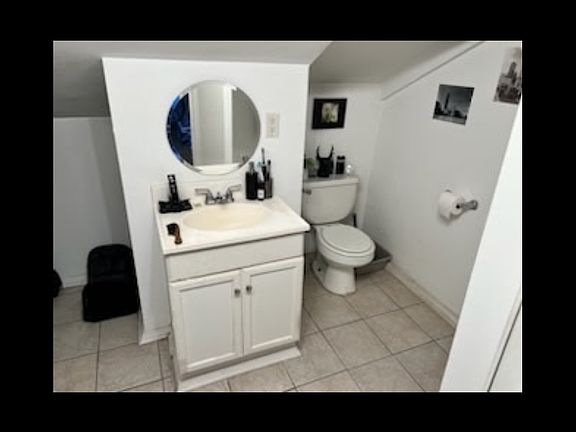 5th image of 1116 W Grand Ave Unit 2