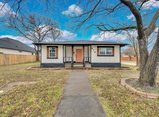 910 S Preston St, Ennis, TX 75119