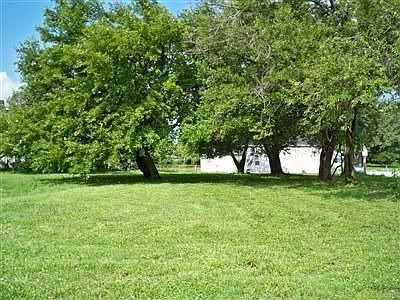 1st image of 3088 Otokar Ave