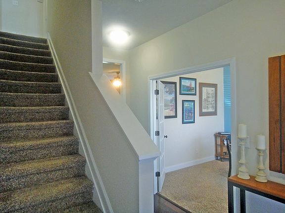 5th image of 2011 Fern Crest Ln
