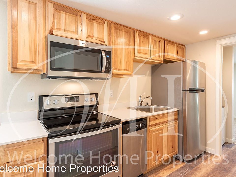 1st image of 205 Woodland Ave APT 11