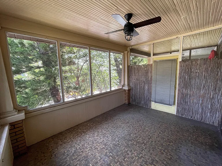 125 7th Ave NE #D1 — Photo 12