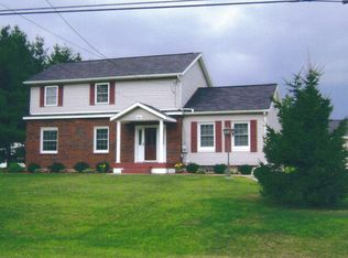 5097 Waterloo Rd, Atwater, OH 44201