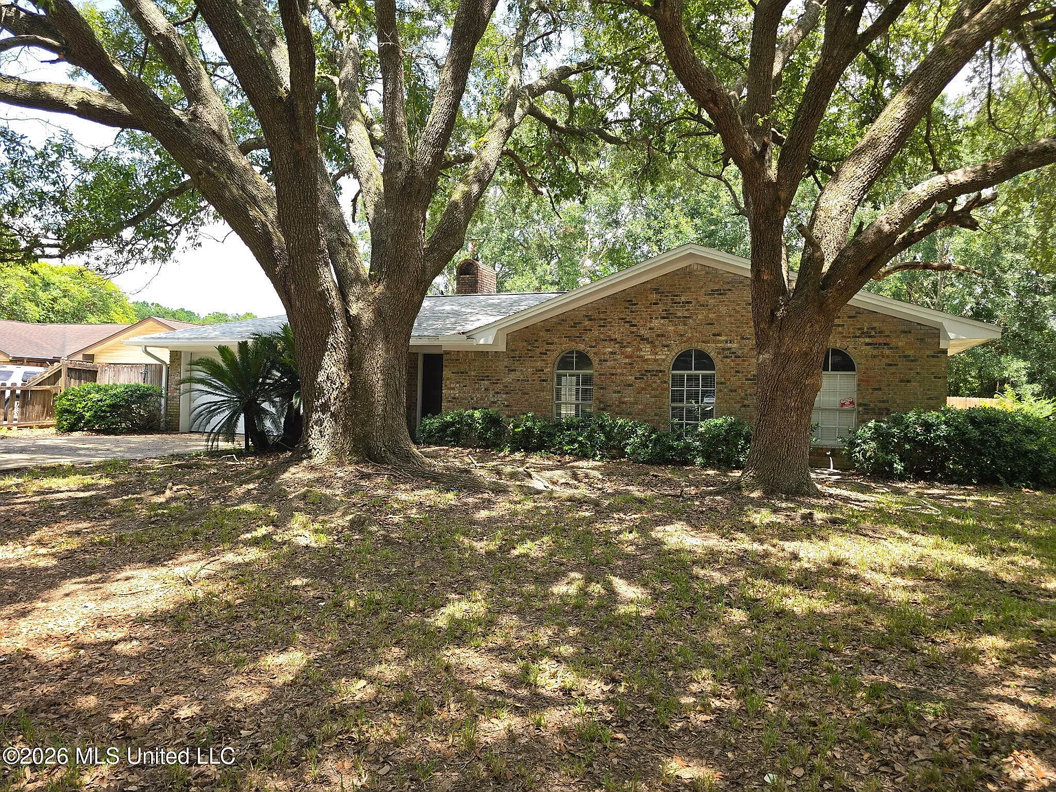 3 bed, 2.0 bath, 1680 sqft, $2,000 — Photo 1