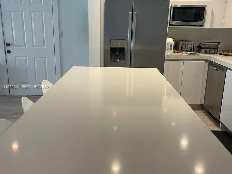 260 Sunrise Dr #H — Photo 15
