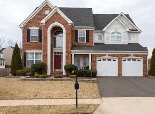 8706 Henry Lee Way, Gainesville, VA 20155
