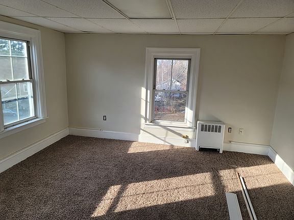 3rd image of 86 Village St #3