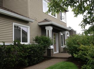 9826 NW Silver Ridge Loop, Portland, OR 97229