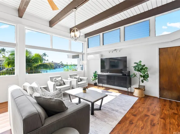 6312 Ookala Pl, Honolulu, HI 96825