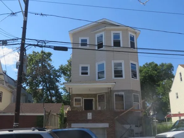 195 N 4th St, Paterson, NJ 07522