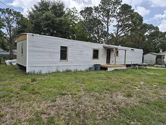 5th image of 4265 Royal Palm Ave